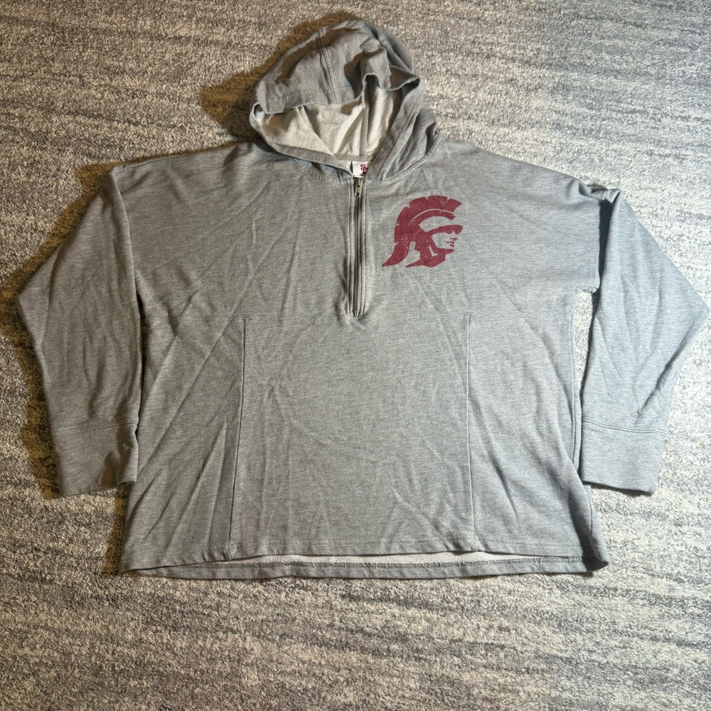 WOMEN’S USC TROJAN SWEATER